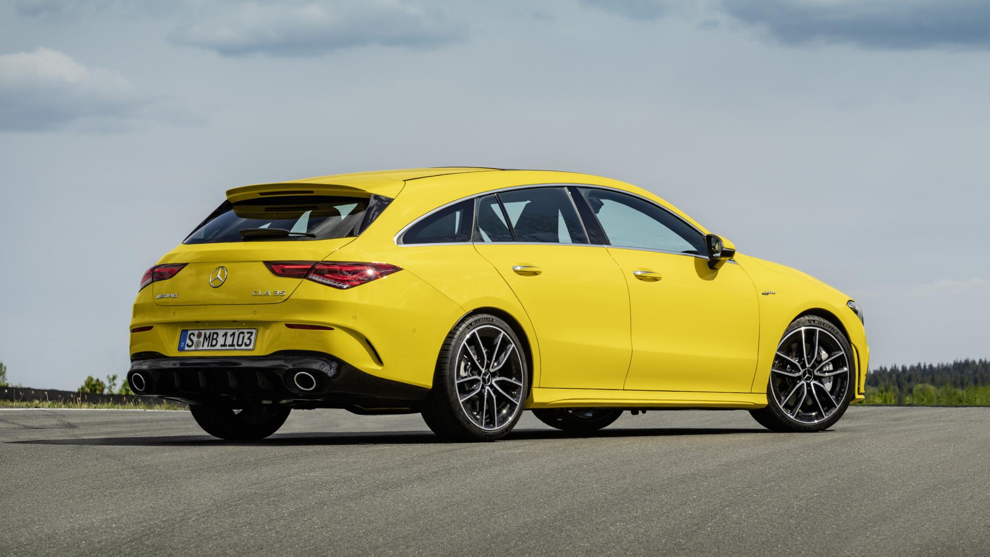 La Mercedes Amg Cla Shooting Brake Est Tr S Jaune Topgear