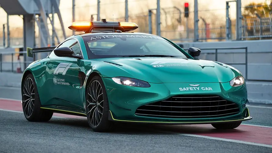 F1 : le safety car Aston Martin est-il trop lent ?